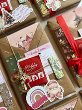 Load image into Gallery viewer, A blind date with a book - РОМАНСА