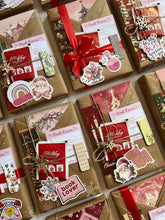 Load image into Gallery viewer, A blind date with a book - РОМАНСА