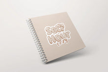 Load image into Gallery viewer, Self Hour™ Cozy Edition - Premium Боенка – 100 илустрации за мир и инспирација
